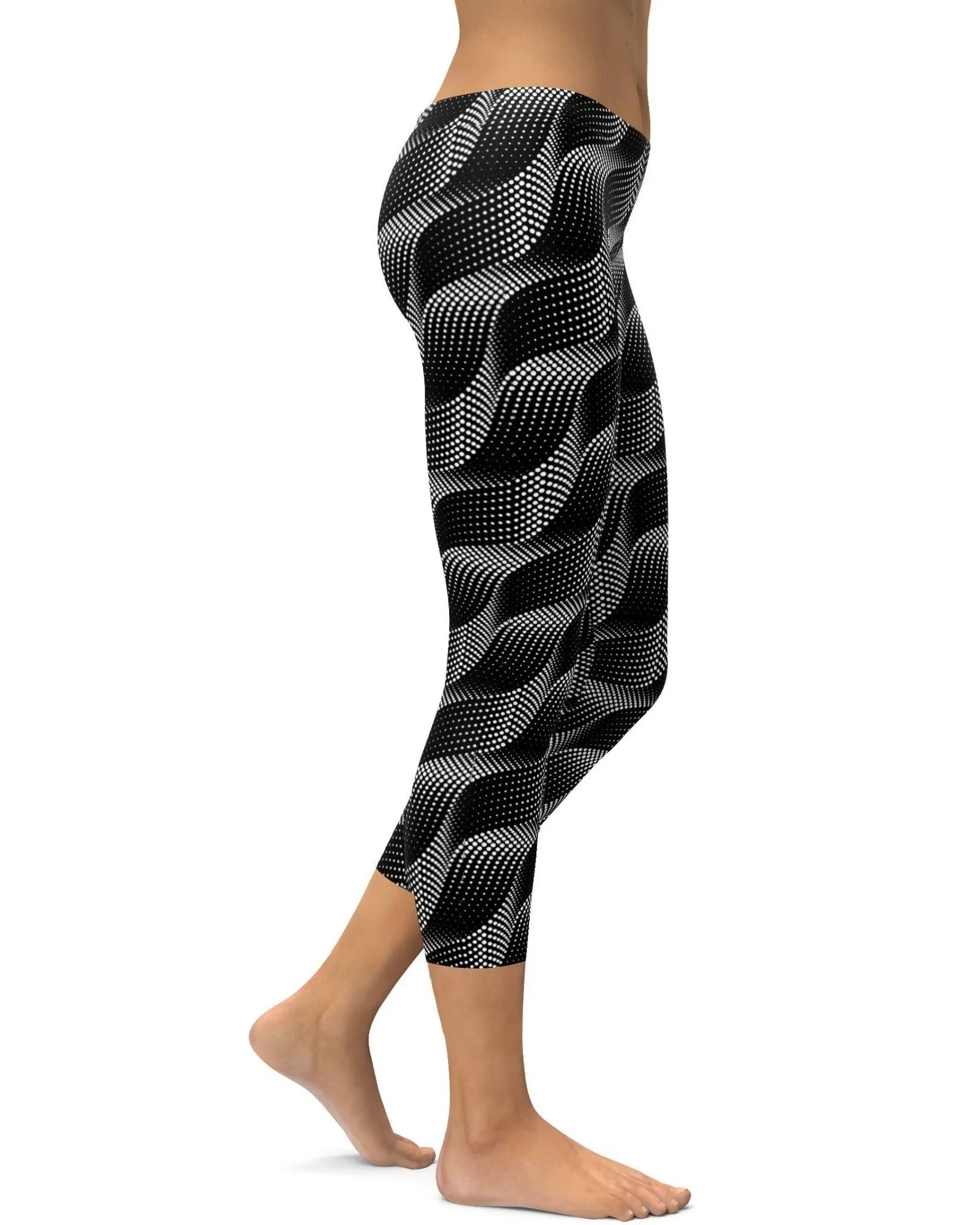 B&W Wave Capris