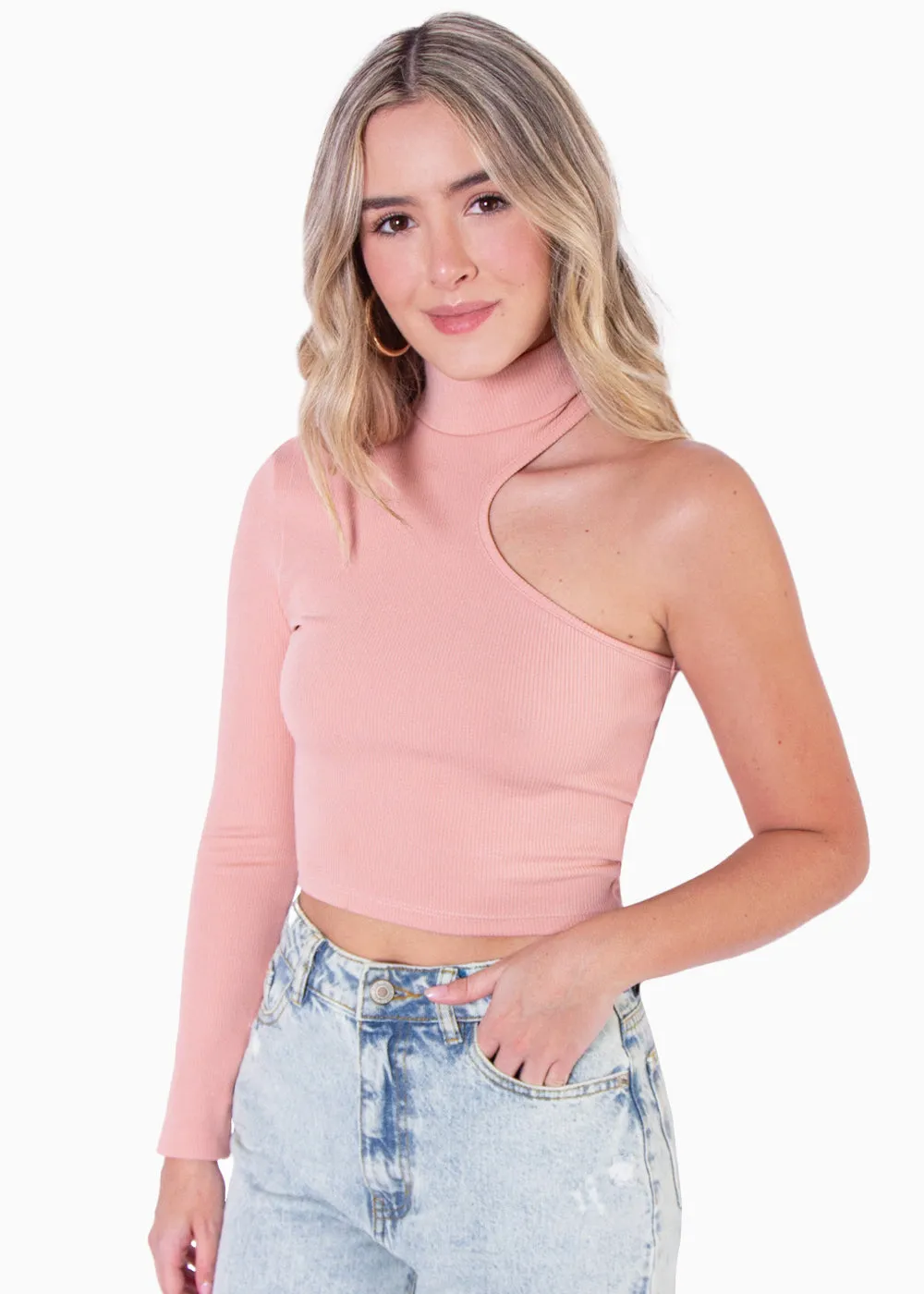Blusa crop con cuello halter y un solo hombro - NABIHA