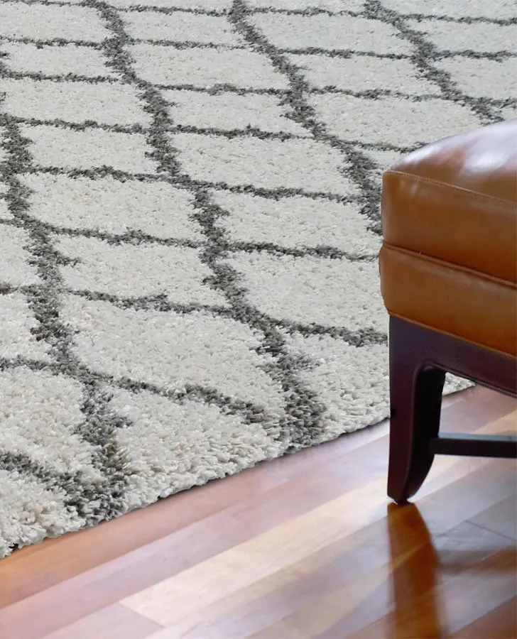 Laura Ashley Luxury Tile Shag- Ivory