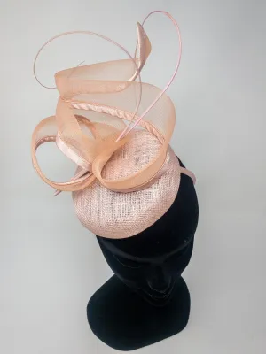 Oyster Pink Perched Loop Fascinator