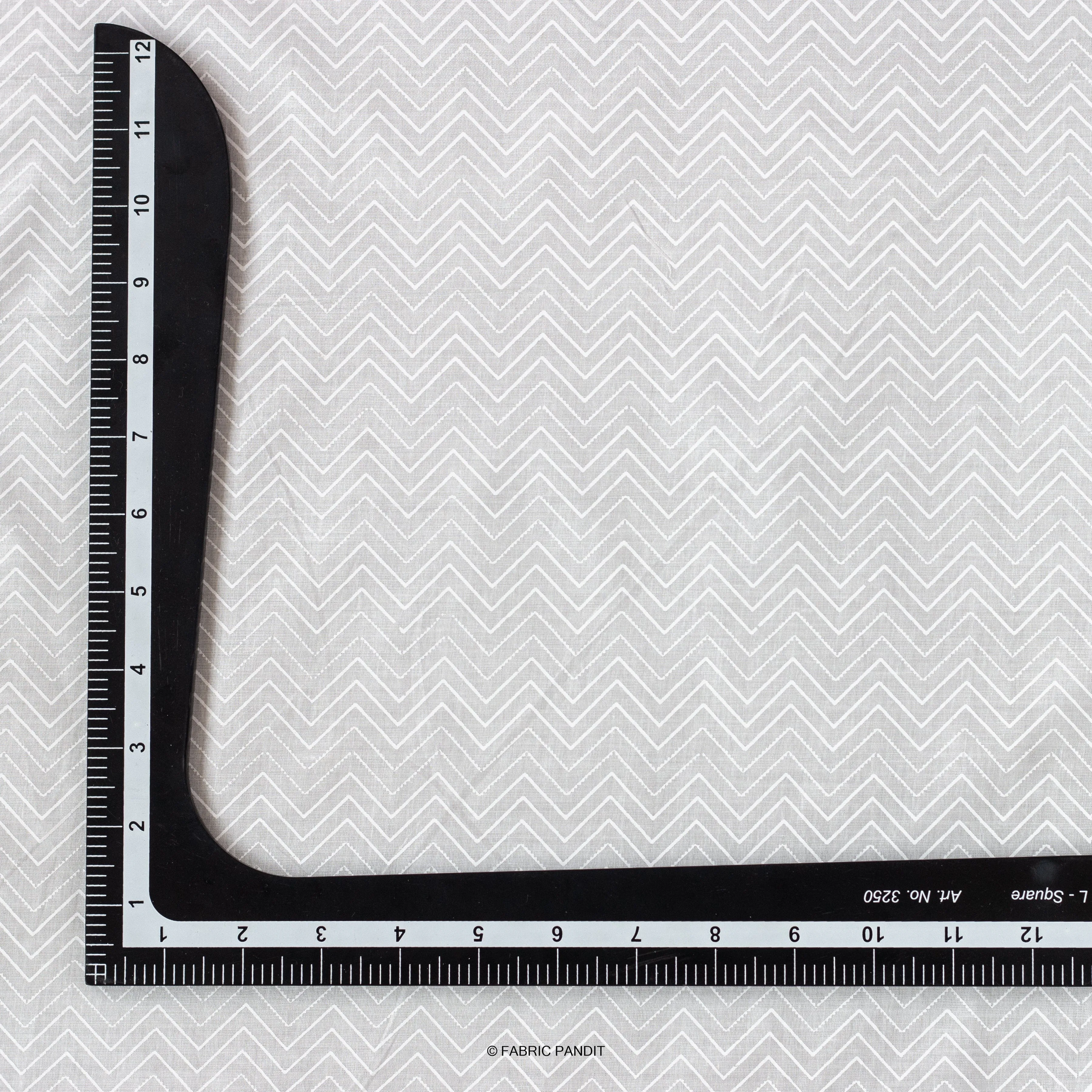 White Dyeable Zig-Zag Pattern  Khadi Print Pure Mul Cotton Fabric (Width 43 Inches)