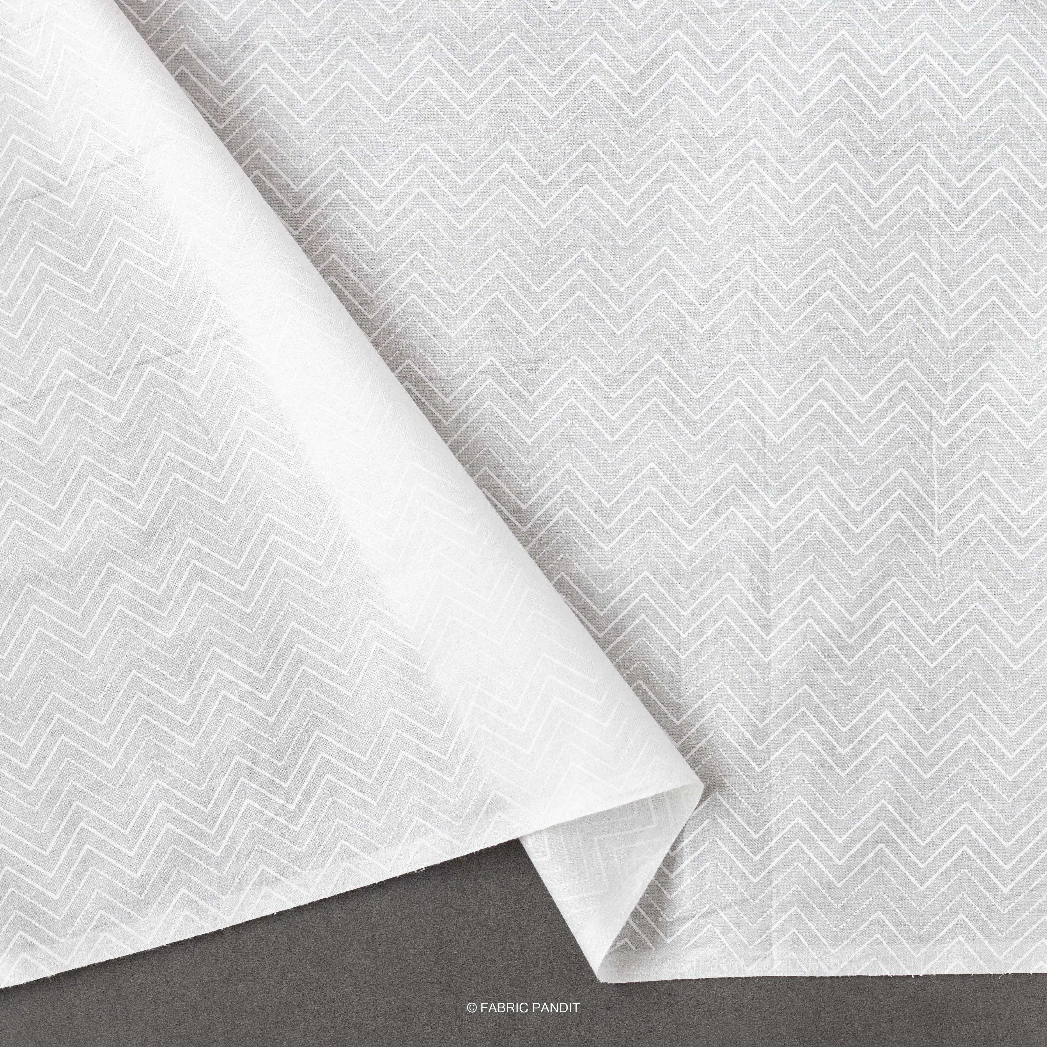 White Dyeable Zig-Zag Pattern  Khadi Print Pure Mul Cotton Fabric (Width 43 Inches)