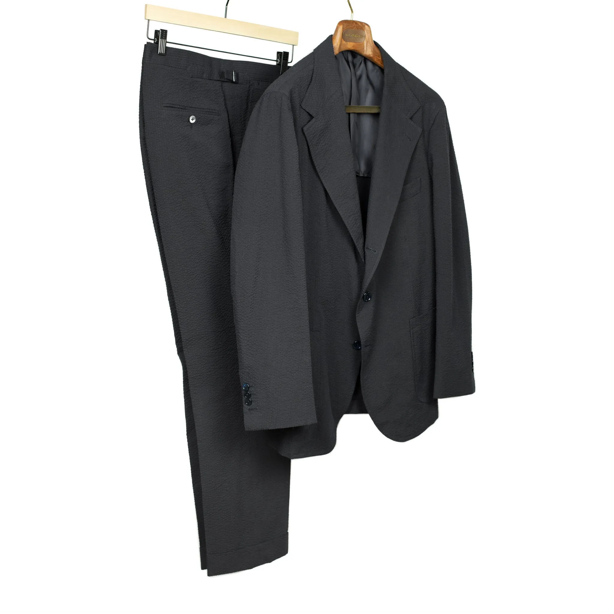x Sartoria Carrara: ultra-light unlined jacket in black seersucker (separates)