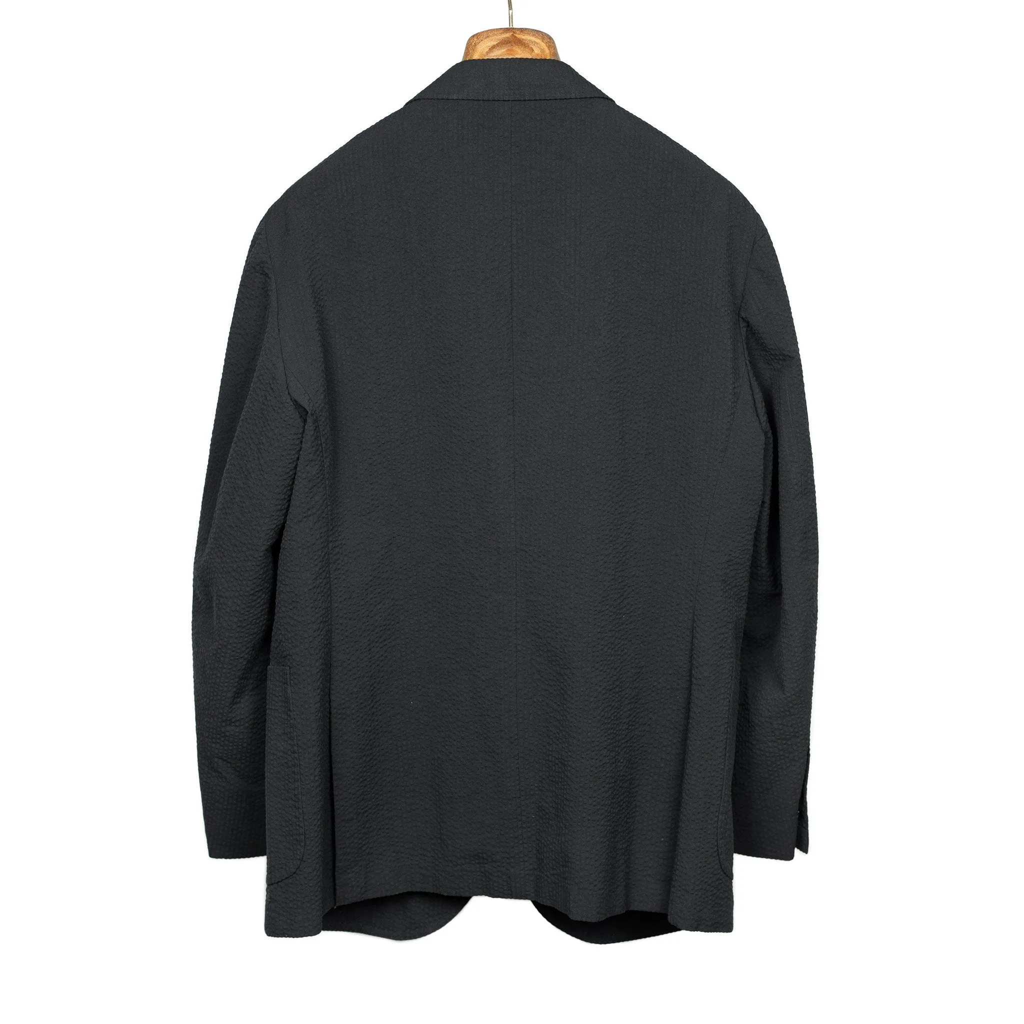 x Sartoria Carrara: ultra-light unlined jacket in black seersucker (separates)